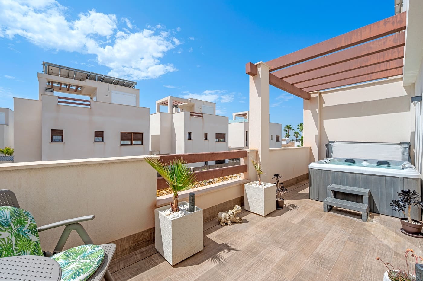 Chalet de 3 habitaciones en Ciudad Quesada en venta con piscina - 475.000 € (Ref: 9072032)