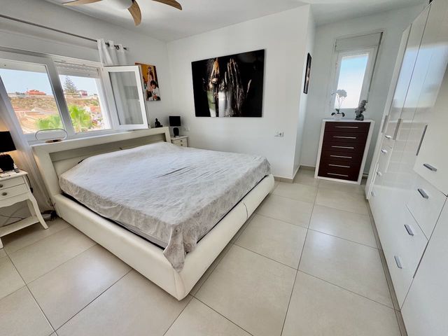 6 bedroom Villa for sale in Ciudad Quesada, Rojales with pool garage - € 635,000 (Ref: 9131656)