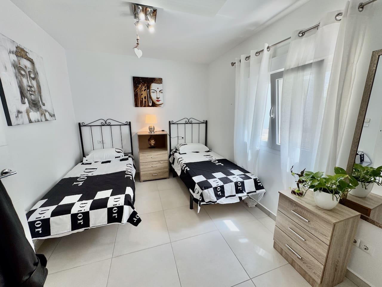 6 bedroom Villa for sale in Ciudad Quesada with pool garage - € 635,000 (Ref: 9131656)