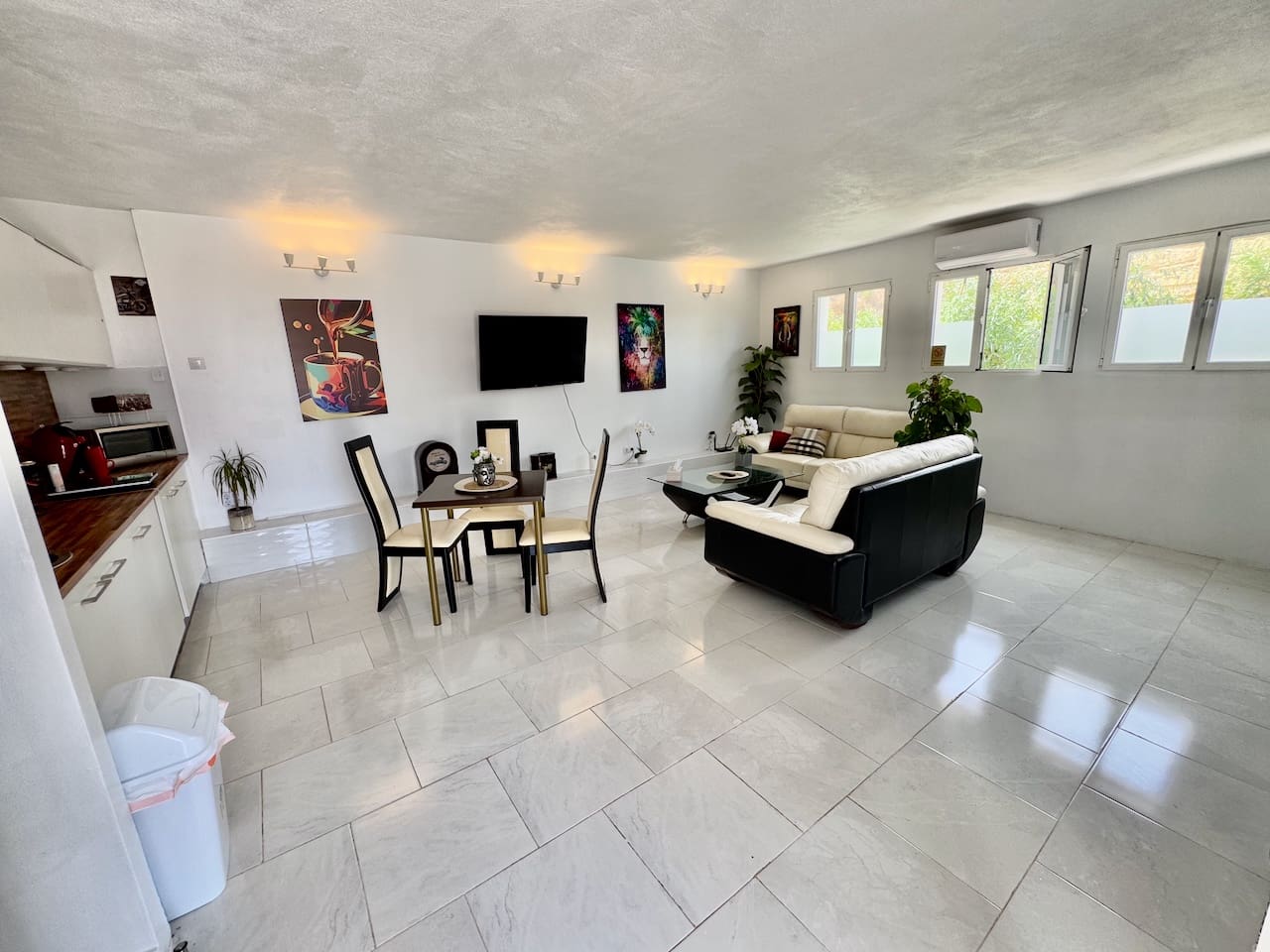 6 bedroom Villa for sale in Ciudad Quesada with pool garage - € 635,000 (Ref: 9131656)
