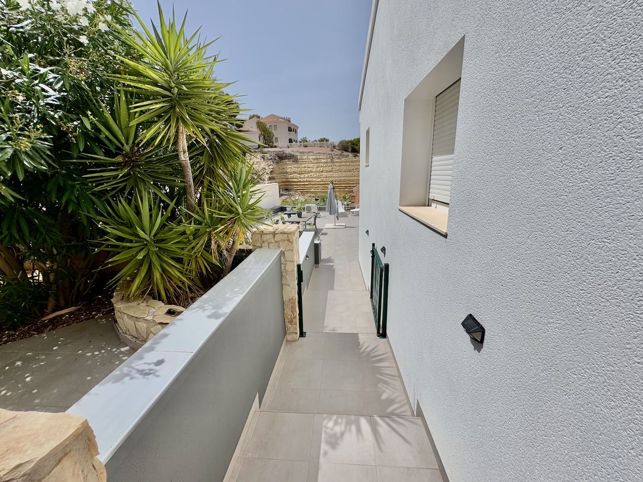 6 bedroom Villa for sale in Ciudad Quesada with pool garage - € 635,000 (Ref: 9131656)