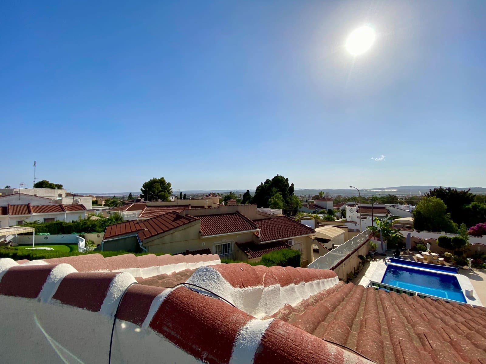 4 makuuhuone Huvila myytävänä paikassa Ciudad Quesada mukana uima-altaan 
autotalli - 549 000 € (Ref: 9221532)