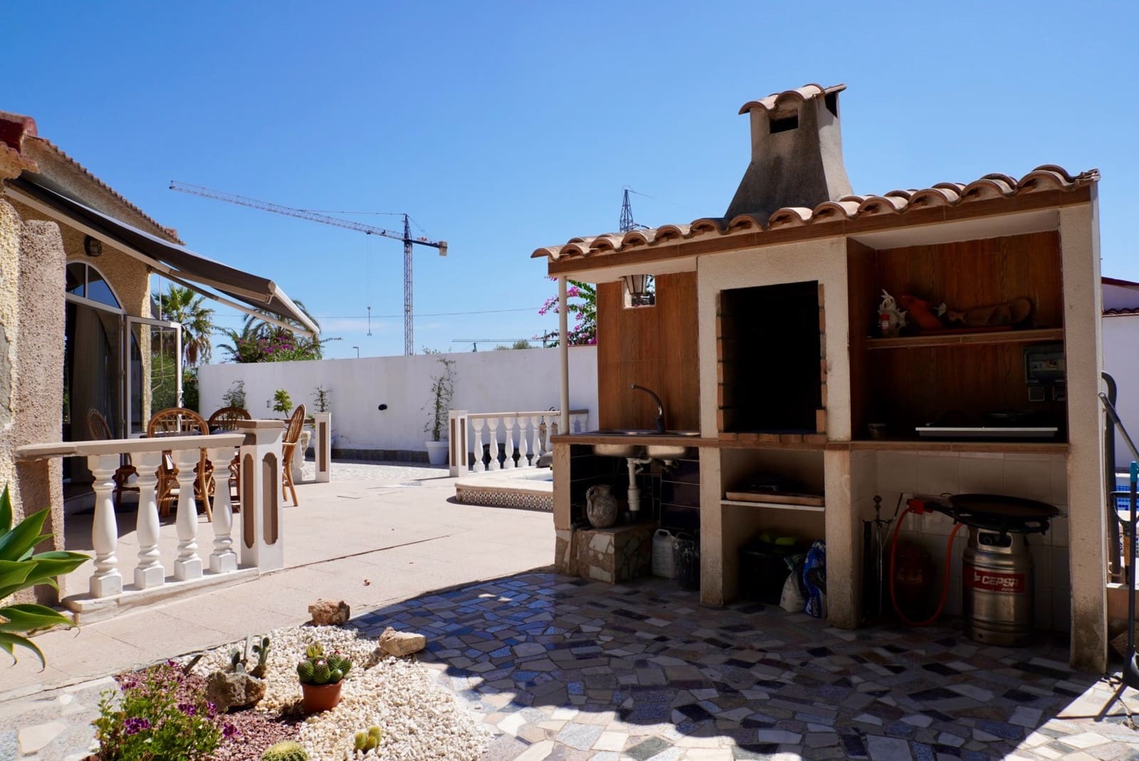 5 bedroom Villa for sale in Ciudad Quesada with pool garage - € 458,000 (Ref: 9226004)