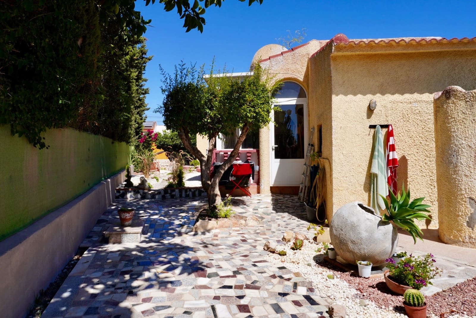 5 bedroom Villa for sale in Ciudad Quesada with pool garage - € 458,000 (Ref: 9226004)