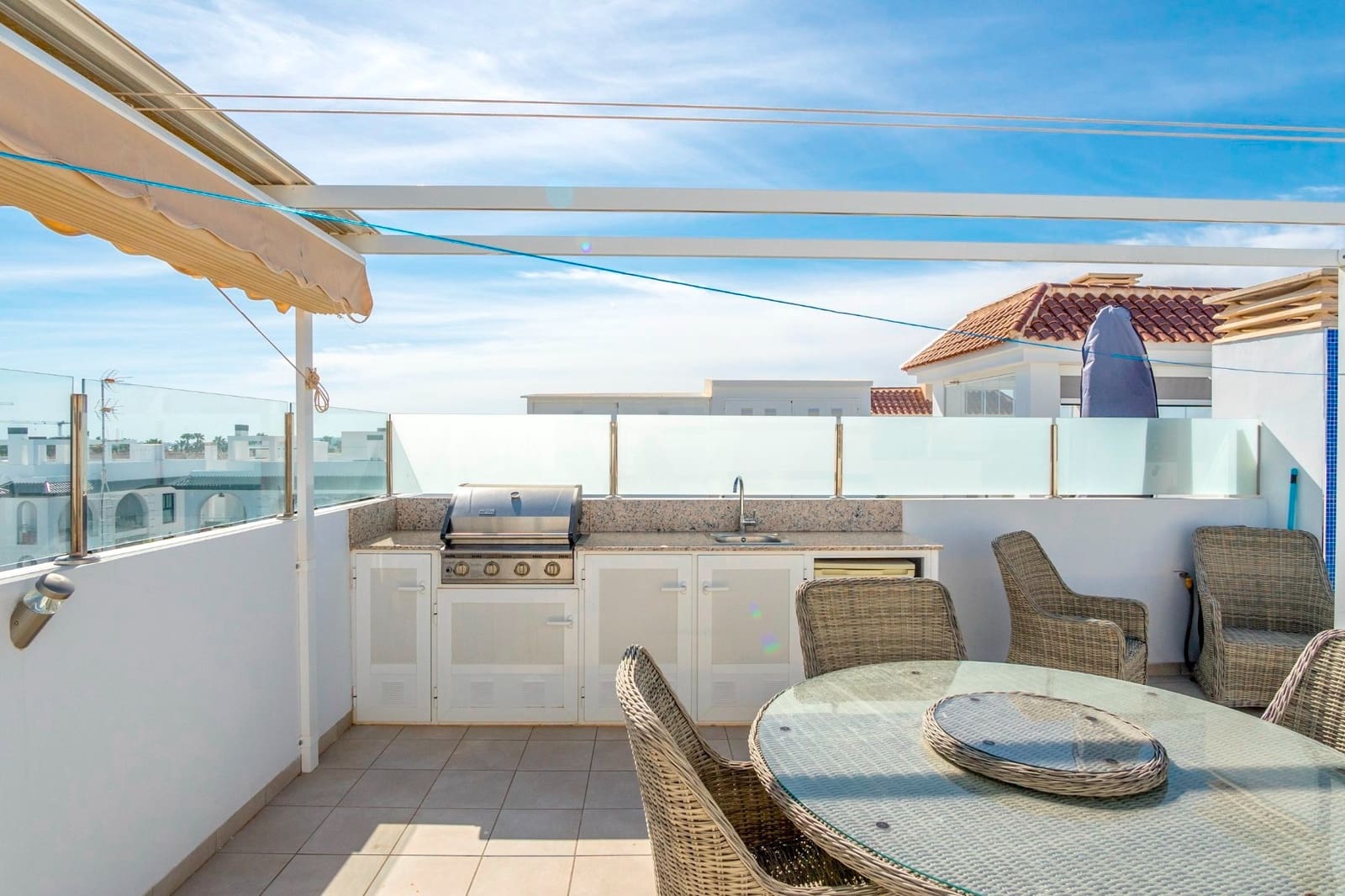 Apartamento de 2 habitaciones en Doña Pepa en venta con piscina garaje - 270.000 € (Ref: 9261939)