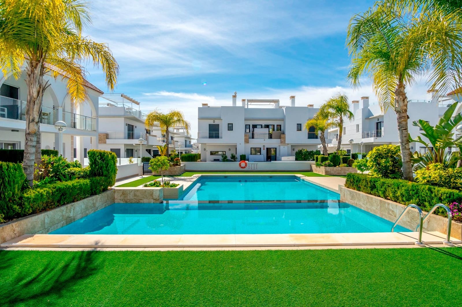 Apartamento de 2 habitaciones en Doña Pepa en venta con piscina garaje - 270.000 € (Ref: 9261939)