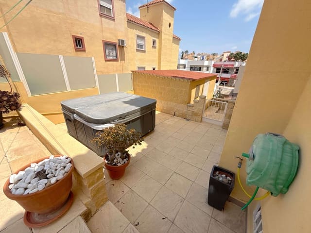 4 makuuhuone Huoneisto myytävänä paikassa Villamartin, Orihuela mukana uima-altaan - 189 950 € (Ref: 9346562)