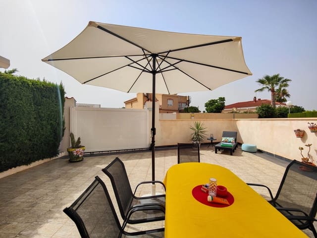3 soverom Hus til salgs i Los Balcones - Los Altos, Orihuela med svømmebasseng - € 210 000 (Ref: 9346565)