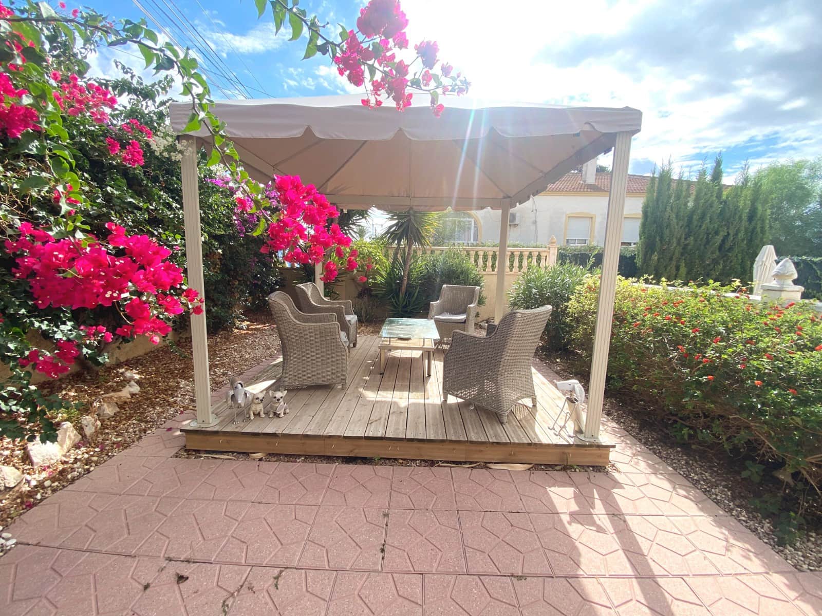 Chalet de 3 habitaciones en Ciudad Quesada en venta con piscina - 399.000 € (Ref: 9346991)