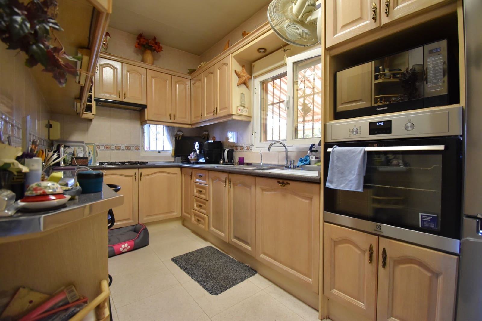 Chalet de 3 habitaciones en Los Balcones en venta con piscina garaje - 310.000 € (Ref: 9346997)