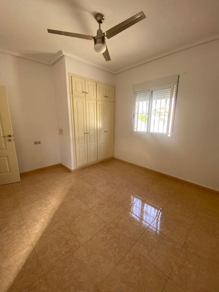 3 sovrum Villa till salu i Catral med pool garage - 285 000 € (Ref: 9347002)