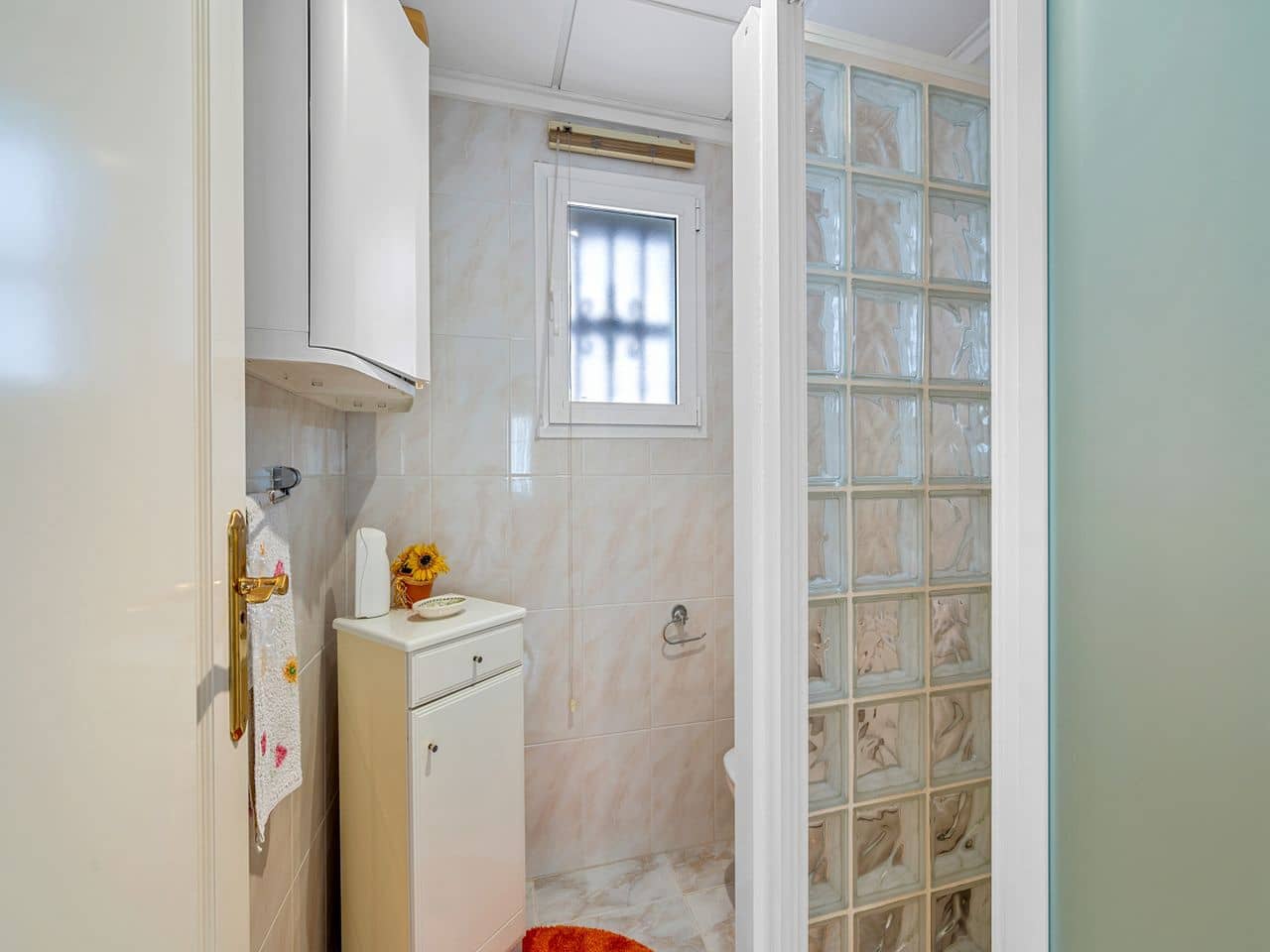 Chalet de 5 habitaciones en Benijófar en venta con piscina garaje - 399.000 € (Ref: 9348529)