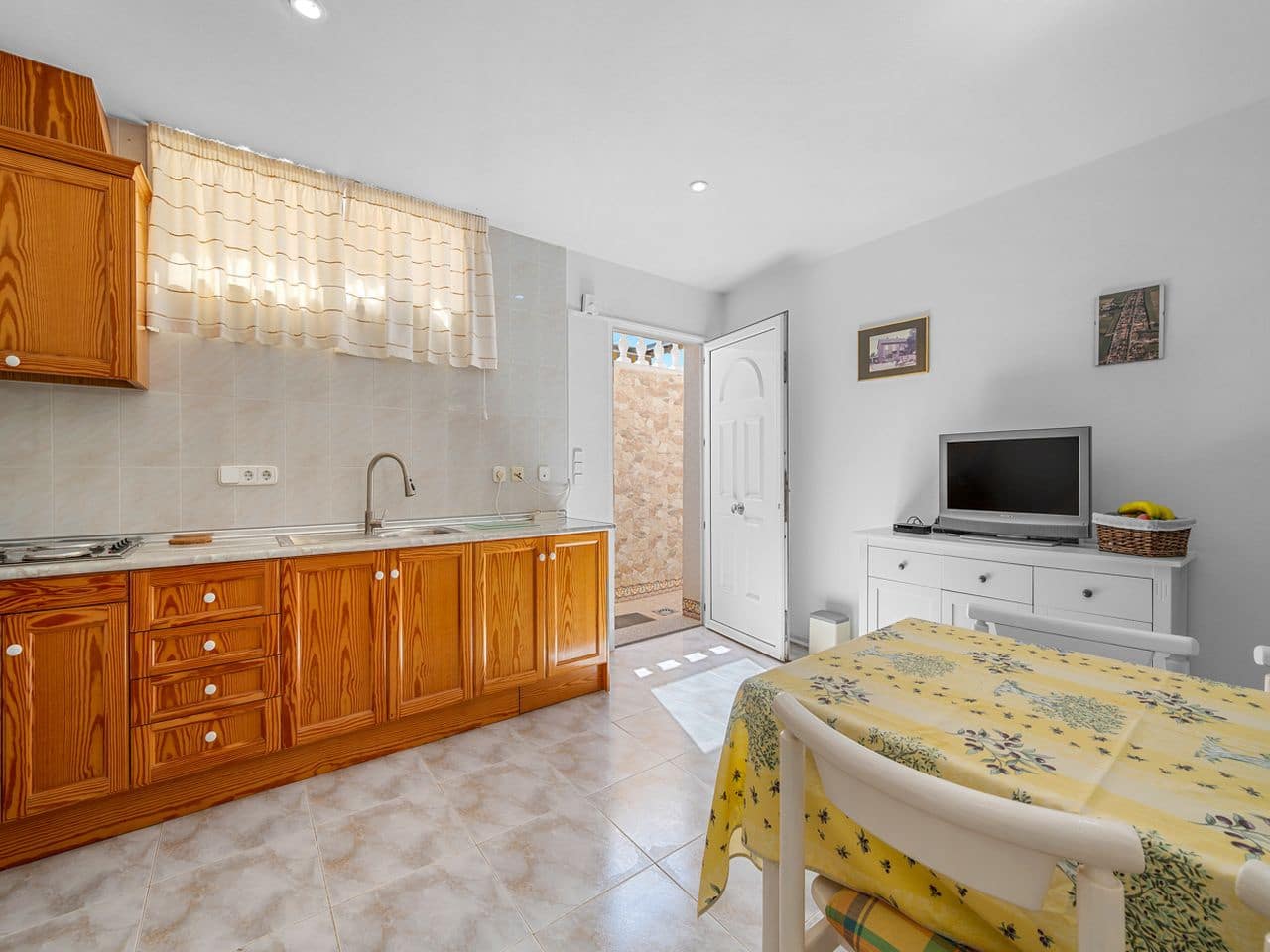 Chalet de 5 habitaciones en Benijófar en venta con piscina garaje - 399.000 € (Ref: 9348529)