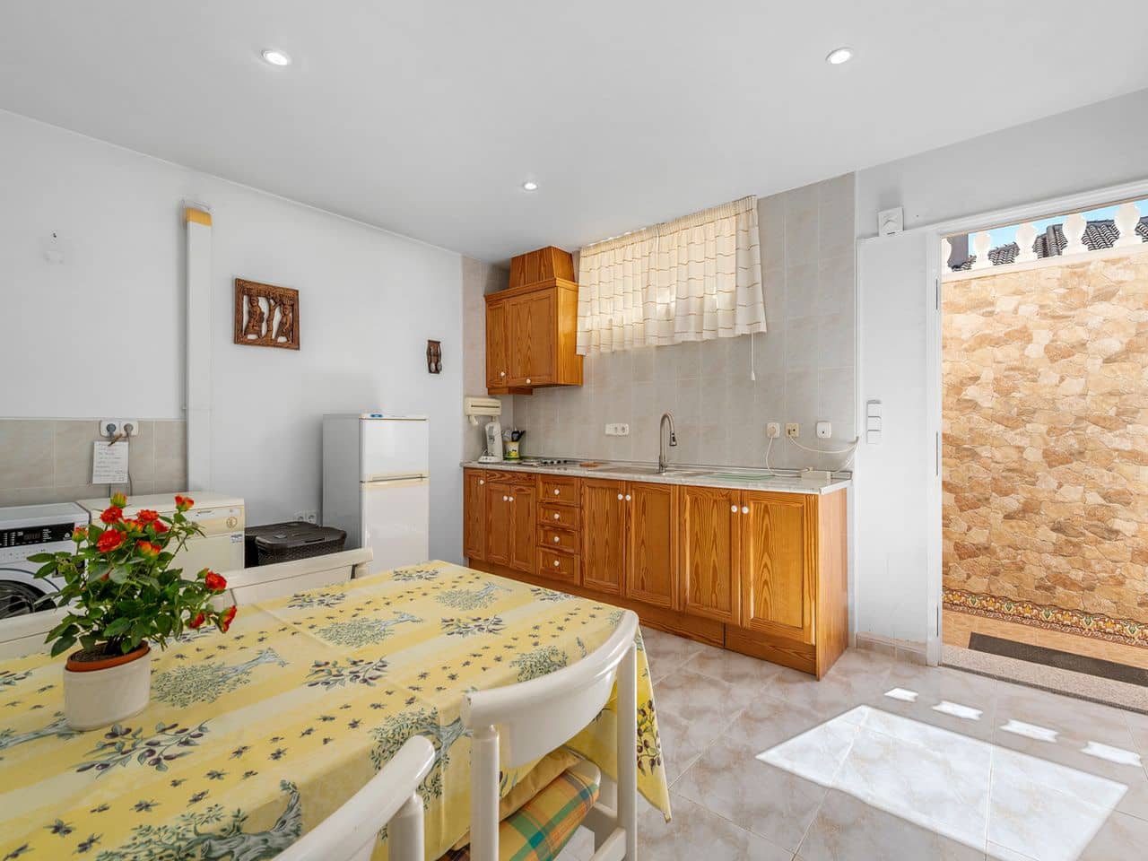 Chalet de 5 habitaciones en Benijófar en venta con piscina garaje - 399.000 € (Ref: 9348529)