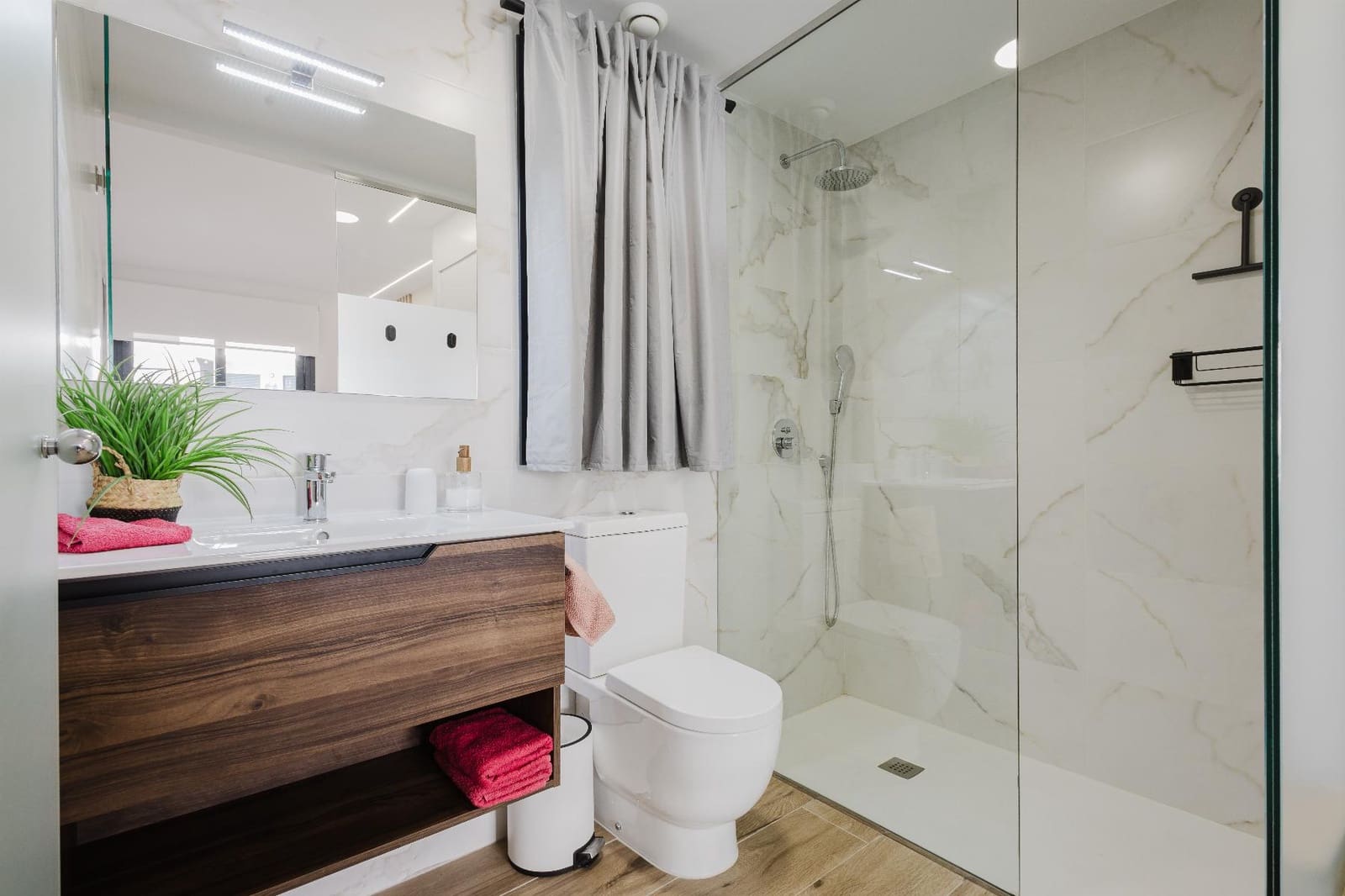 2 bedroom Apartment for sale in Orihuela Costa with pool garage - € 249,500 (Ref: 9349091)