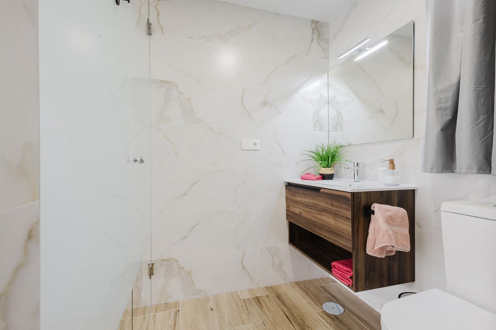 2 bedroom Apartment for sale in Orihuela Costa with pool garage - € 249,500 (Ref: 9349091)