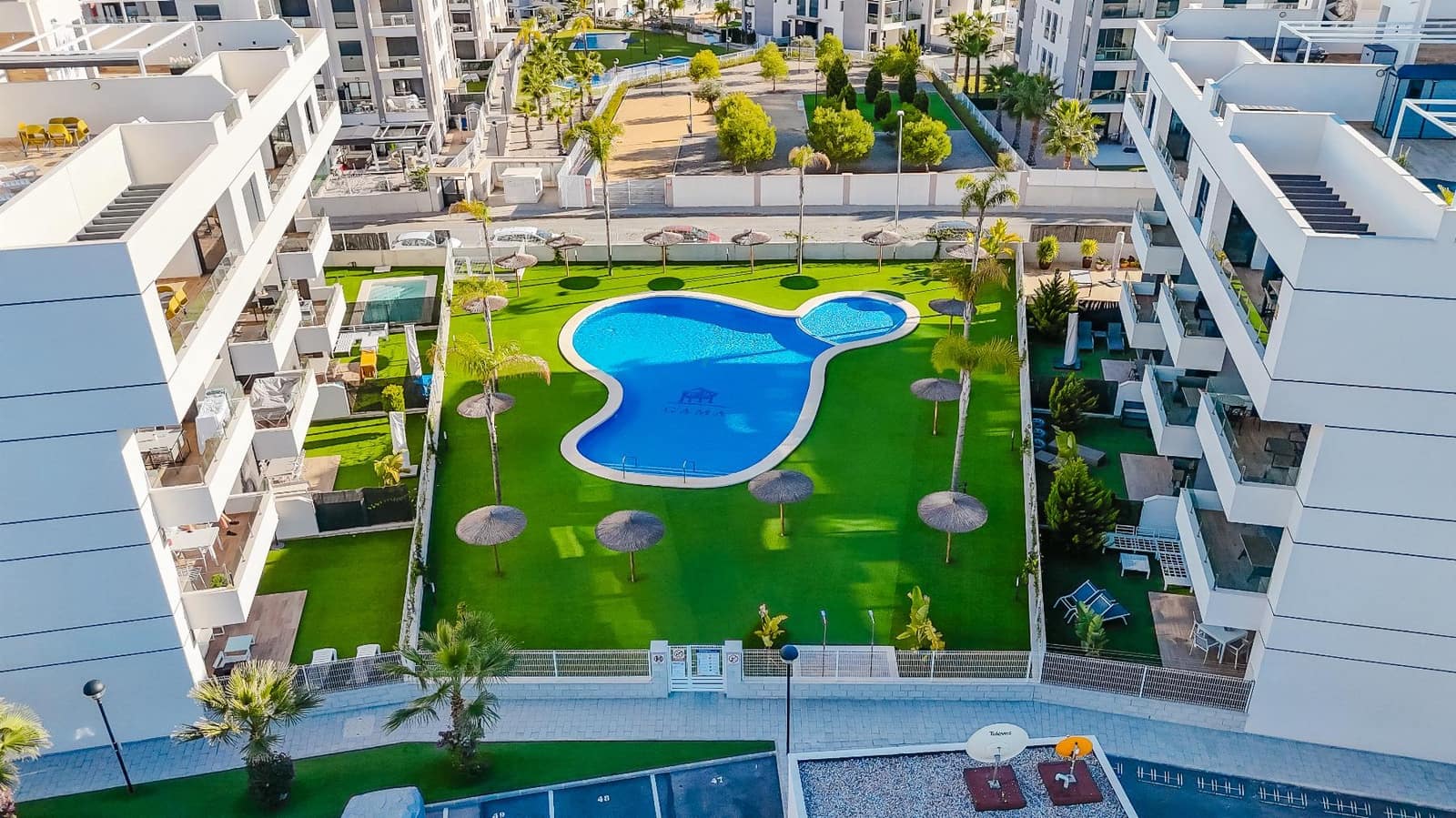 2 bedroom Apartment for sale in Orihuela Costa with pool garage - € 249,500 (Ref: 9349091)