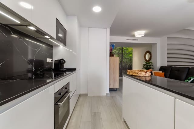 3 quarto Apartamento para venda em Las Piscinas Naturales, Torrevieja com piscina - 299 900 € (Ref: 9371316)