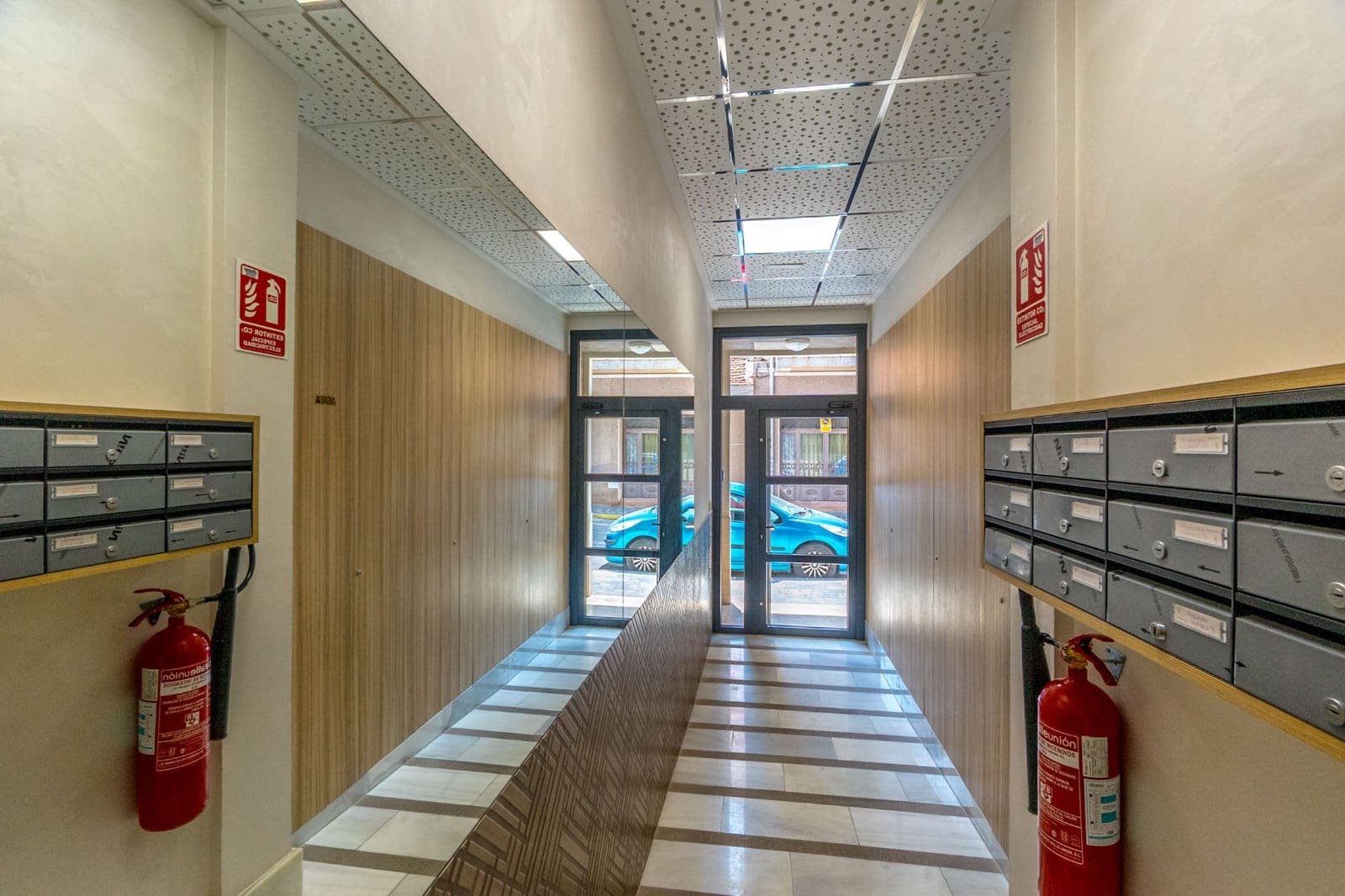 3 quarto Apartamento para venda em Torrevieja com piscina - 299 900 € (Ref: 9371316)