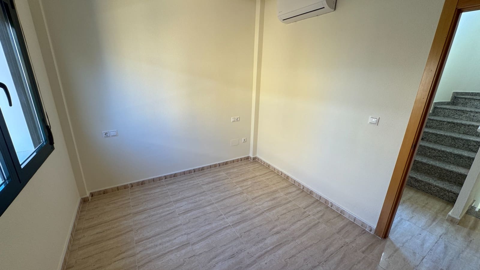 3 makuuhuone Huvila myytävänä paikassa Ciudad Quesada mukana uima-altaan - 295 000 € (Ref: 9386672)