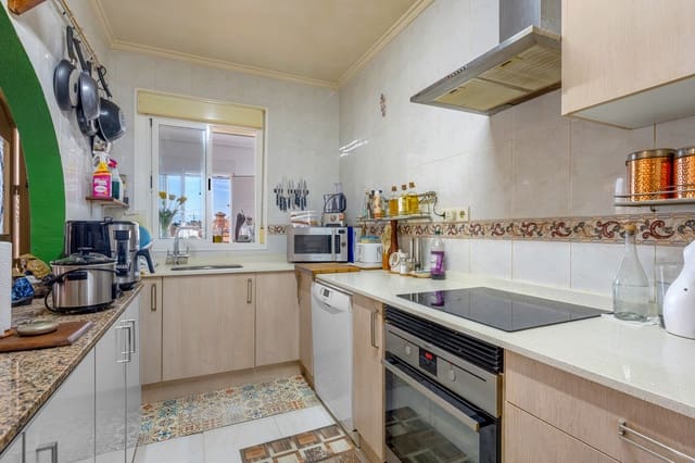 Chalet de 2 habitaciones en Ciudad Quesada, Rojales en venta con piscina garaje - 325.000 € (Ref: 9386674)