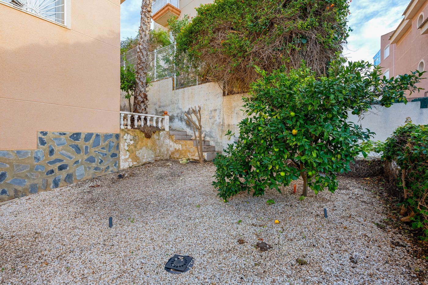 Chalet de 2 habitaciones en Ciudad Quesada en venta con piscina garaje - 325.000 € (Ref: 9386674)