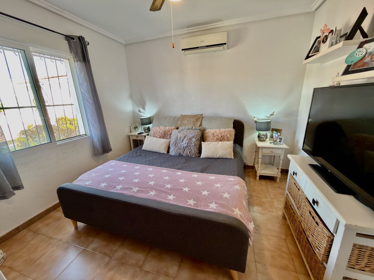 Chalet de 4 habitaciones en Ciudad Quesada en venta con piscina garaje - 475.000 € (Ref: 9386675)