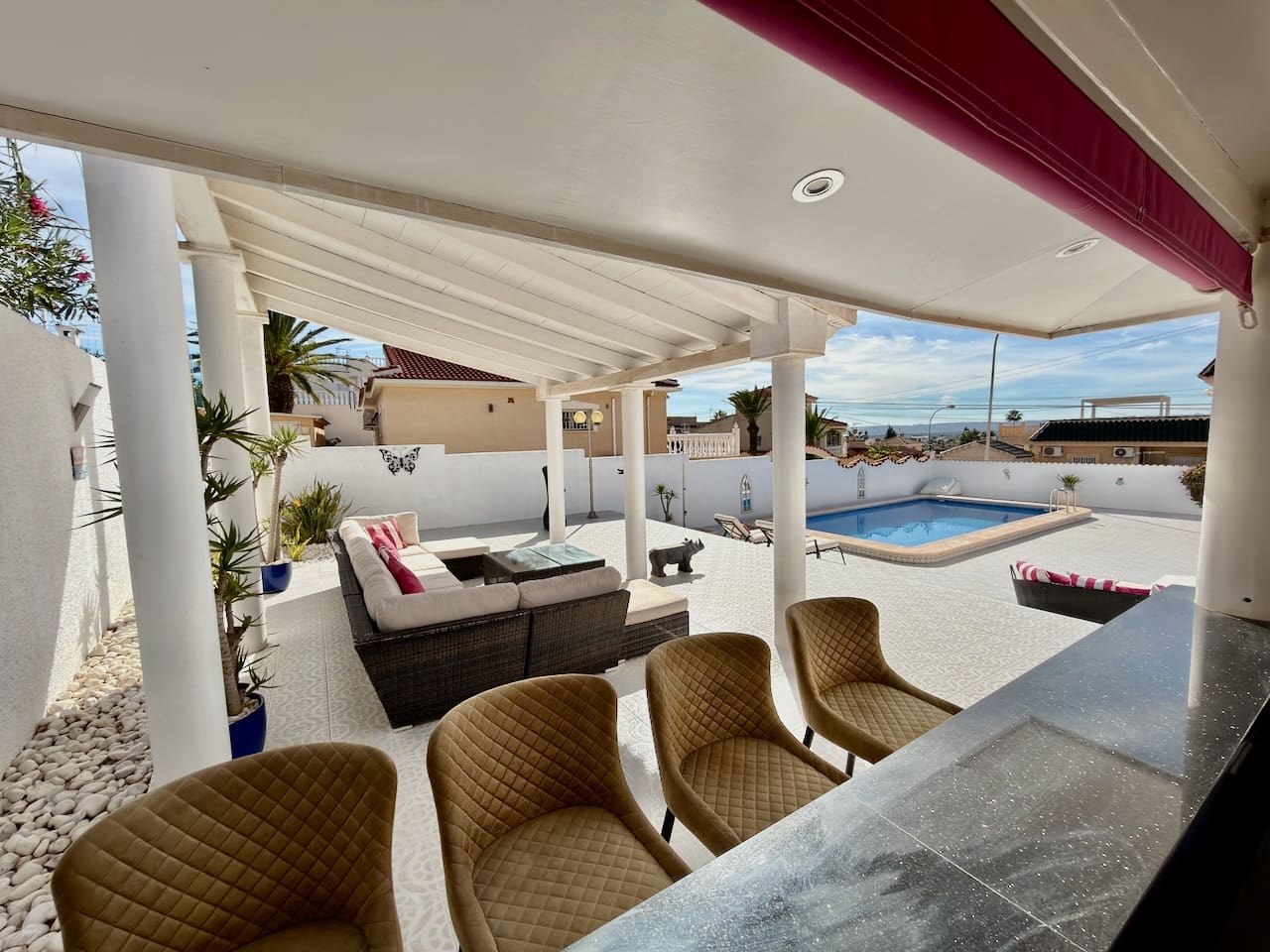 Chalet de 4 habitaciones en Ciudad Quesada en venta con piscina garaje - 475.000 € (Ref: 9386675)