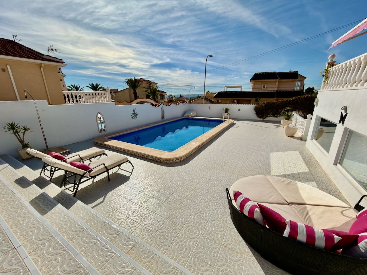 Chalet de 4 habitaciones en Ciudad Quesada en venta con piscina garaje - 475.000 € (Ref: 9386675)