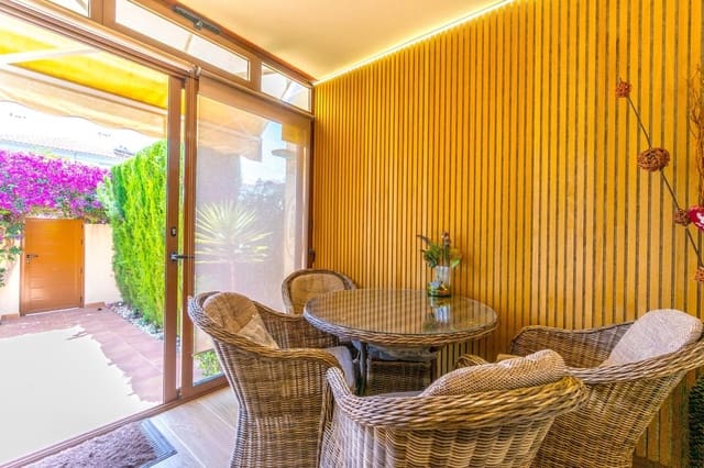 3 bedroom Townhouse for sale in Aguas Nuevas, Torrevieja with pool - € 319,900 (Ref: 9387046)