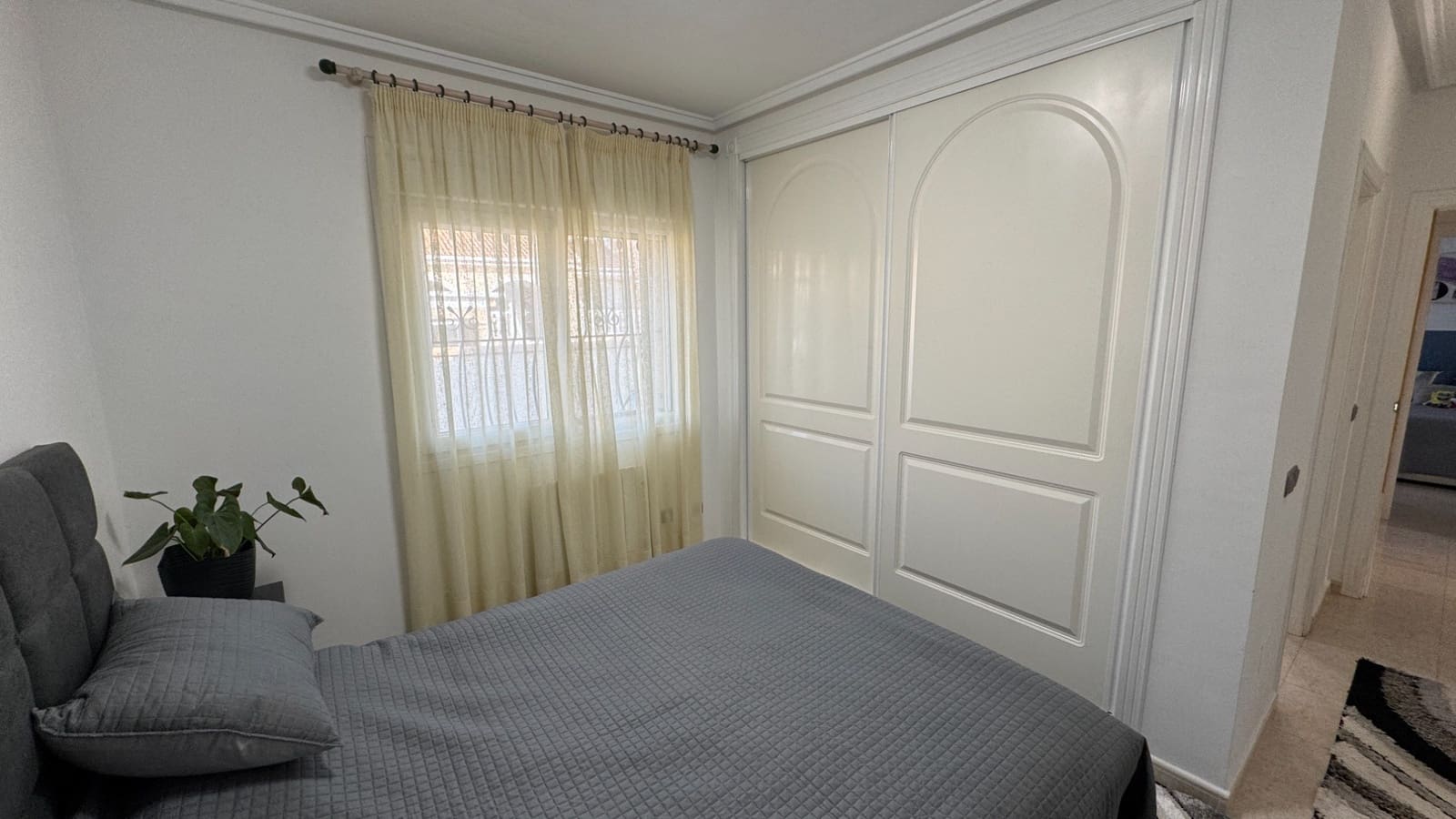 3 makuuhuone Huvila myytävänä paikassa Benijofar mukana uima-altaan 
autotalli - 325 000 € (Ref: 9387048)