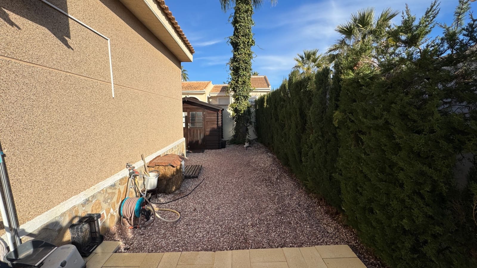 3 makuuhuone Huvila myytävänä paikassa Benijofar mukana uima-altaan 
autotalli - 325 000 € (Ref: 9387048)