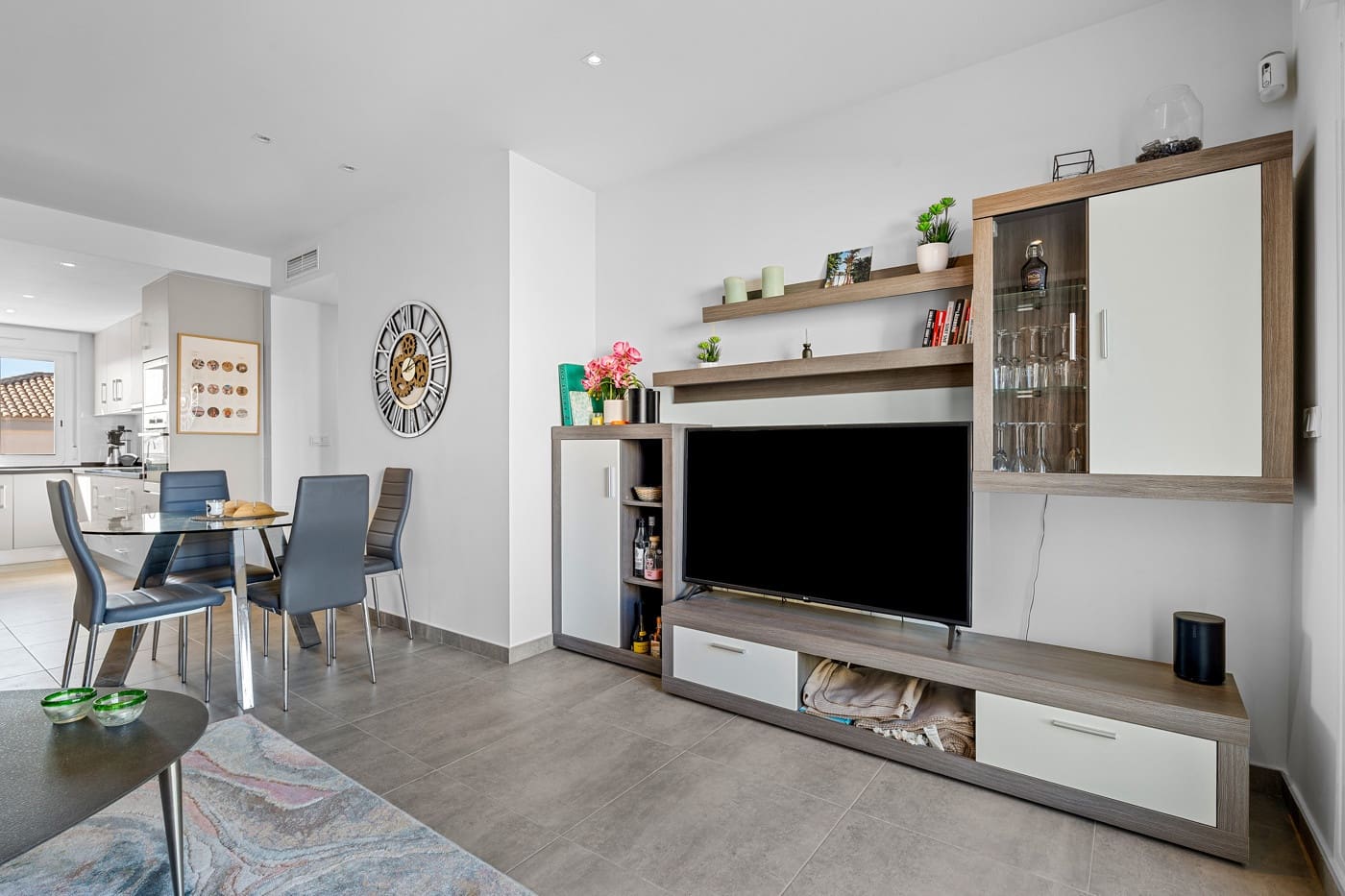 2 soverom Hus til salgs i Torrevieja med svømmebasseng - € 284 000 (Ref: 9387049)