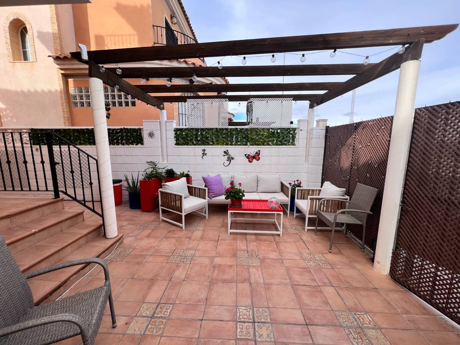 3 bedroom Villa for sale in Los Montesinos with pool - € 188,000 (Ref: 9388612)