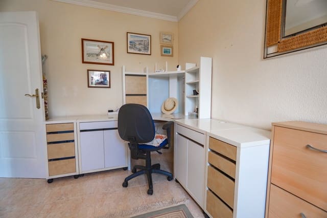 Chalet de 5 habitaciones en Ciudad Quesada, Rojales en venta con piscina - 350.000 € (Ref: 9397805)