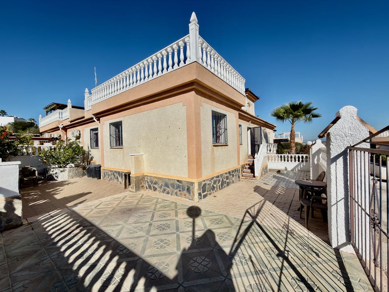 Chalet de 3 habitaciones en Ciudad Quesada en venta con piscina garaje - 200.000 € (Ref: 9405852)