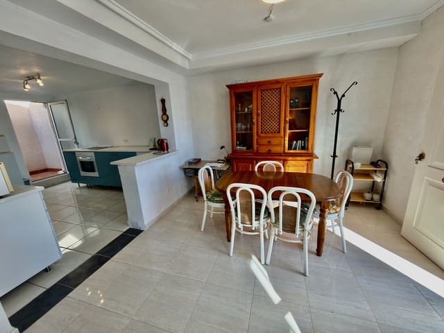 Chalet de 3 habitaciones en Ciudad Quesada, Rojales en venta con piscina garaje - 200.000 € (Ref: 9405852)