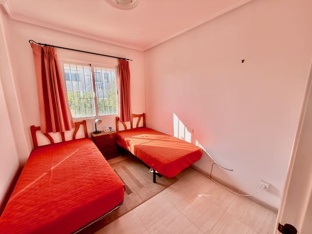 Chalet de 3 habitaciones en Ciudad Quesada, Rojales en venta con piscina garaje - 200.000 € (Ref: 9405852)