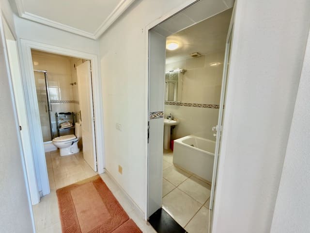 Chalet de 3 habitaciones en Ciudad Quesada, Rojales en venta con piscina garaje - 200.000 € (Ref: 9405852)