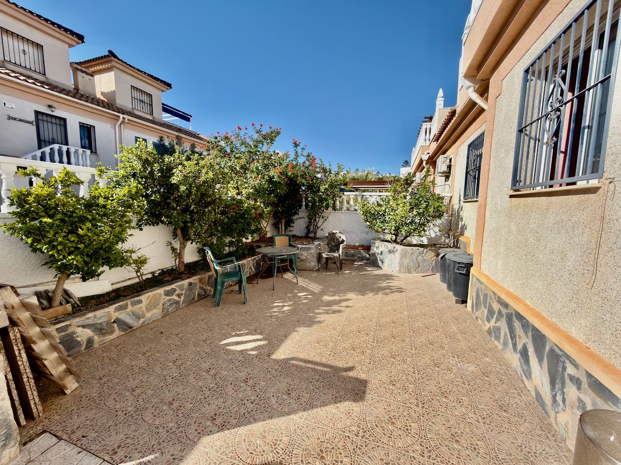 Chalet de 3 habitaciones en Ciudad Quesada en venta con piscina garaje - 200.000 € (Ref: 9405852)