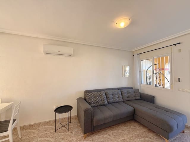 2 soveværelse Byhus til salg i La Zenia, Orihuela med swimmingpool - € 209.950 (Ref: 9410048)