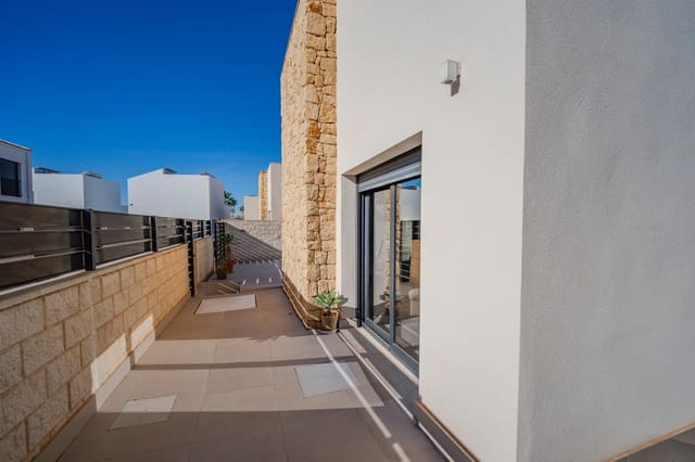 3 soverom Kjedet enebolig til salgs i Ciudad Quesada, Rojales med svømmebasseng - € 405 000 (Ref: 9419462)