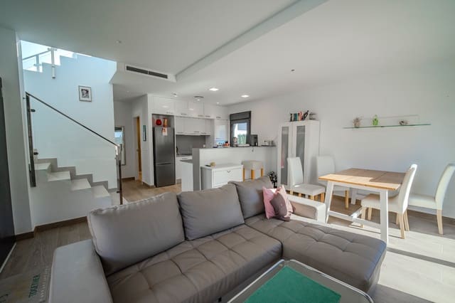 3 soverom Kjedet enebolig til salgs i Ciudad Quesada, Rojales med svømmebasseng - € 405 000 (Ref: 9419462)