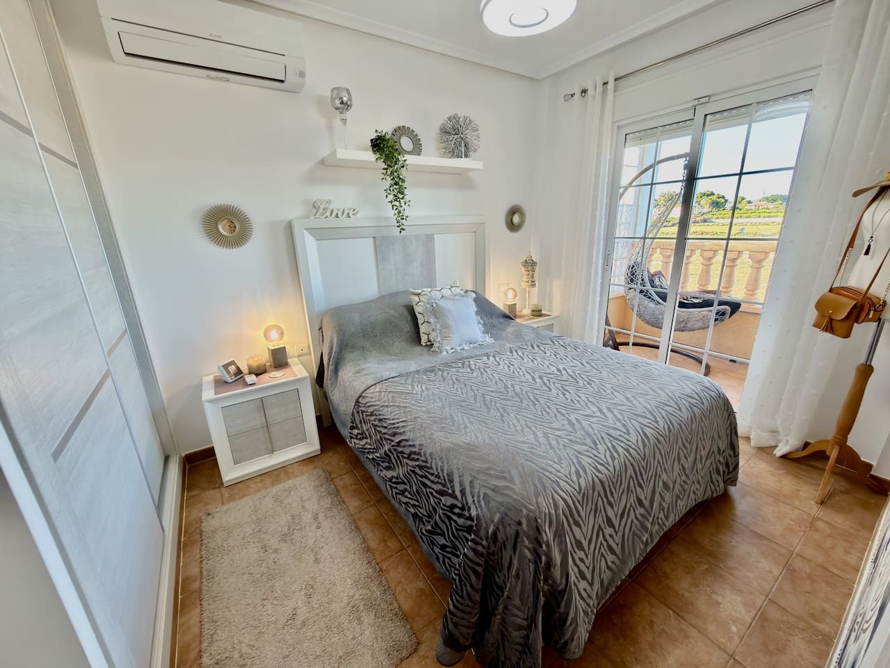 3 quarto Moradia para venda em El Raso com piscina garagem - 325 000 € (Ref: 9420638)