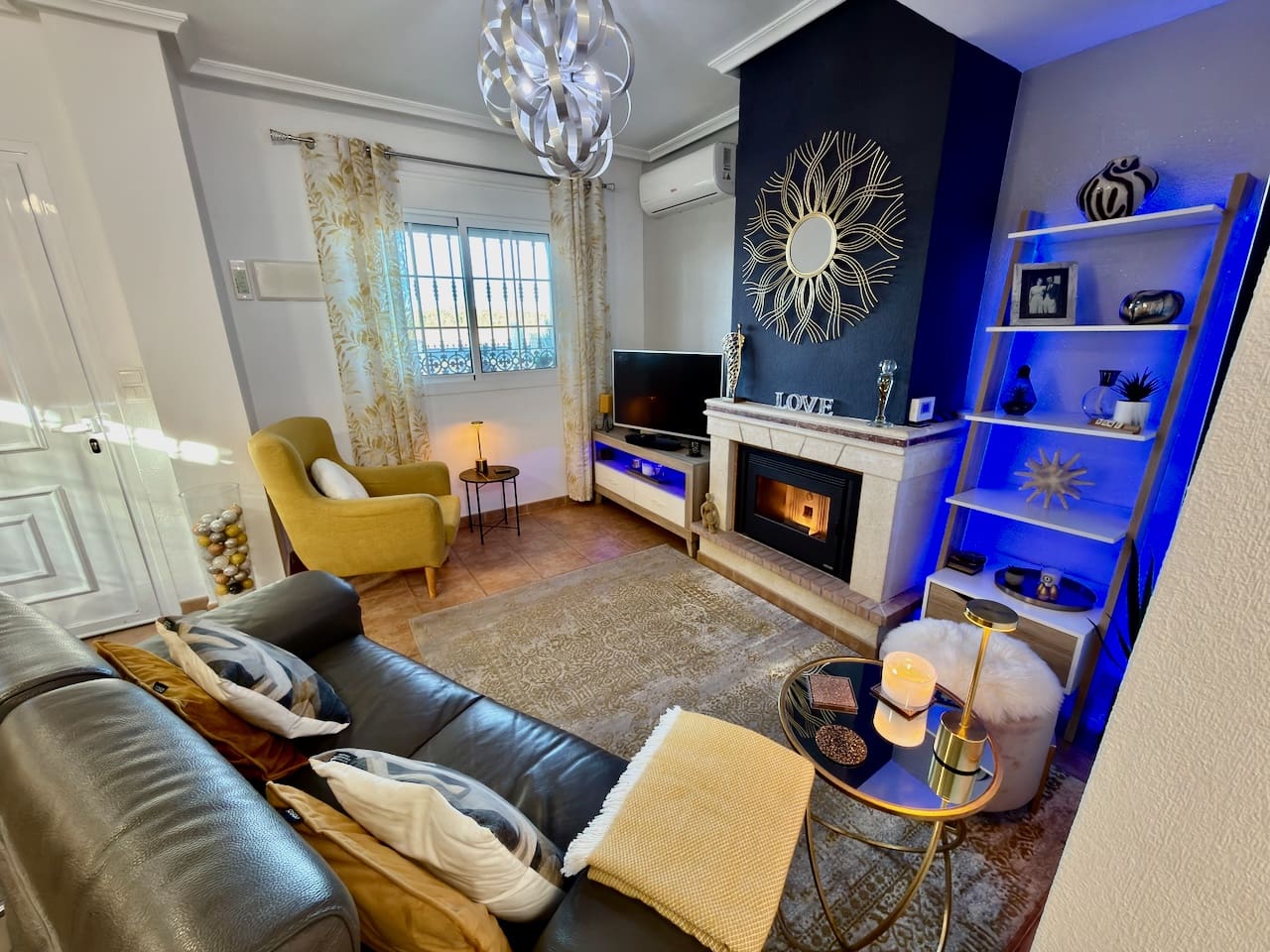 3 quarto Moradia para venda em El Raso com piscina garagem - 325 000 € (Ref: 9420638)