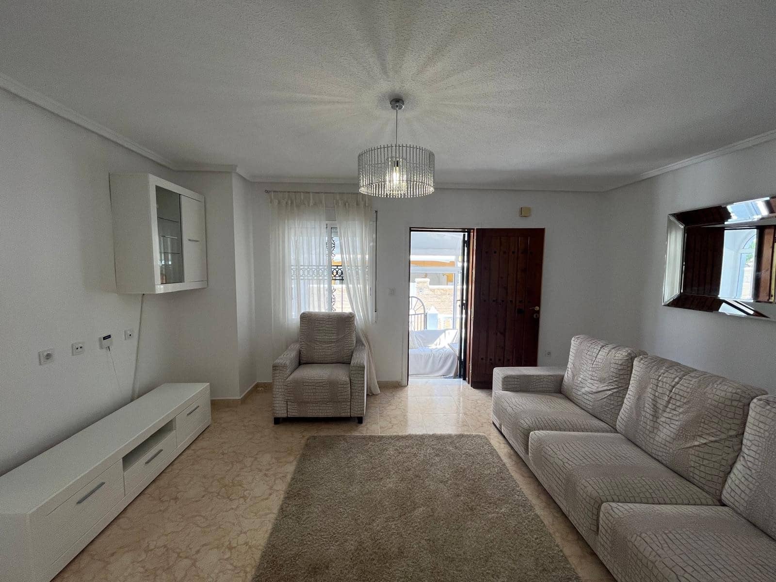 2 makuuhuone Bungalow myytävänä paikassa Orihuela Costa mukana uima-altaan - 209 999 € (Ref: 9426668)