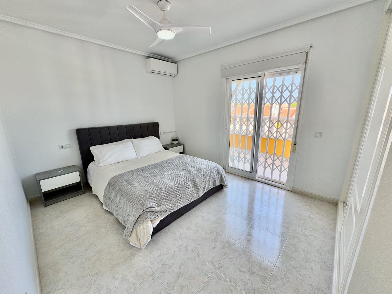 3 bedroom Villa for sale in Ciudad Quesada with pool garage - € 213,000 (Ref: 9438780)