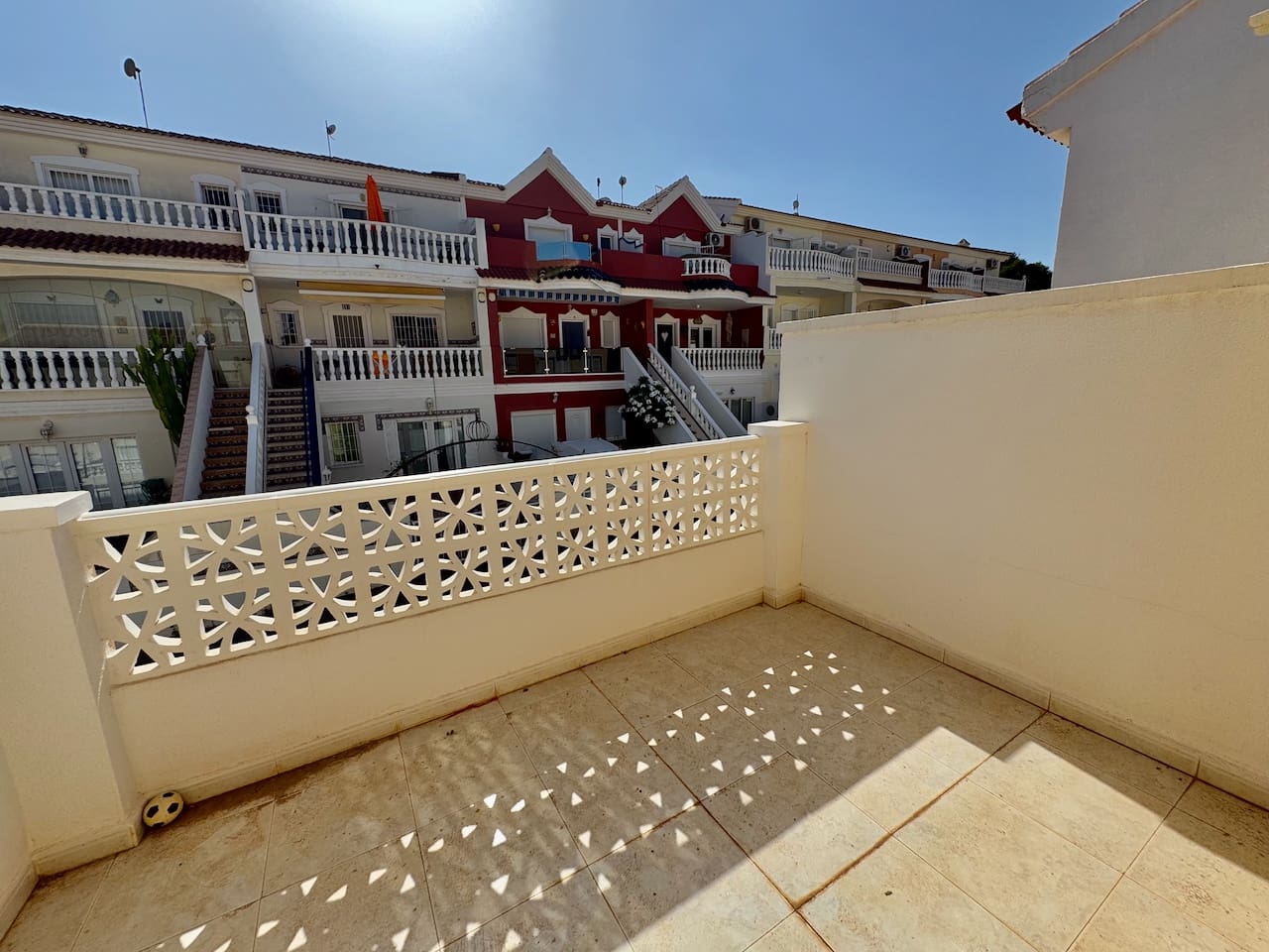 3 bedroom Villa for sale in Ciudad Quesada with pool garage - € 213,000 (Ref: 9438780)
