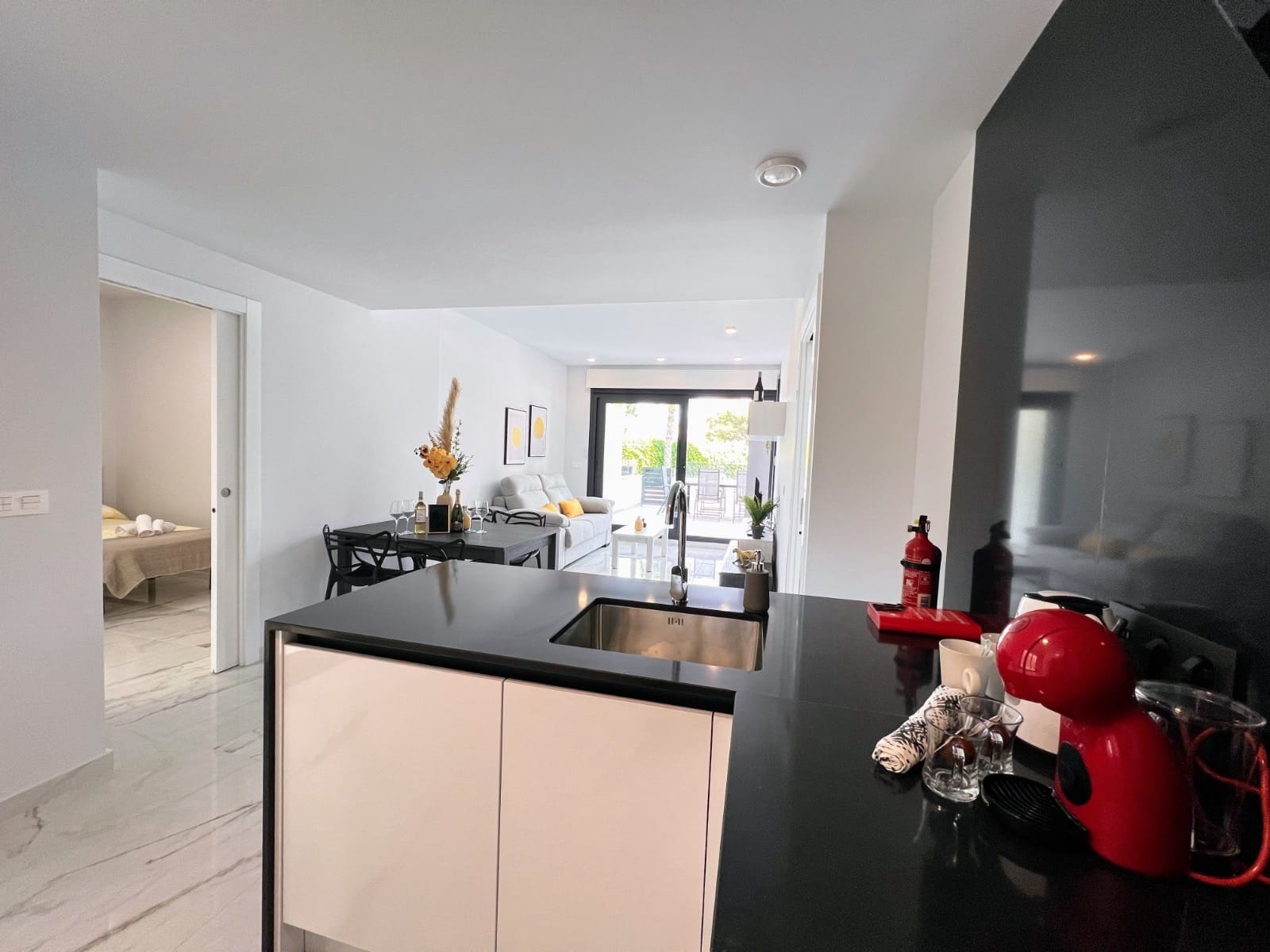 2 quarto Apartamento para venda em Torrevieja com piscina garagem - 269 000 € (Ref: 9444940)