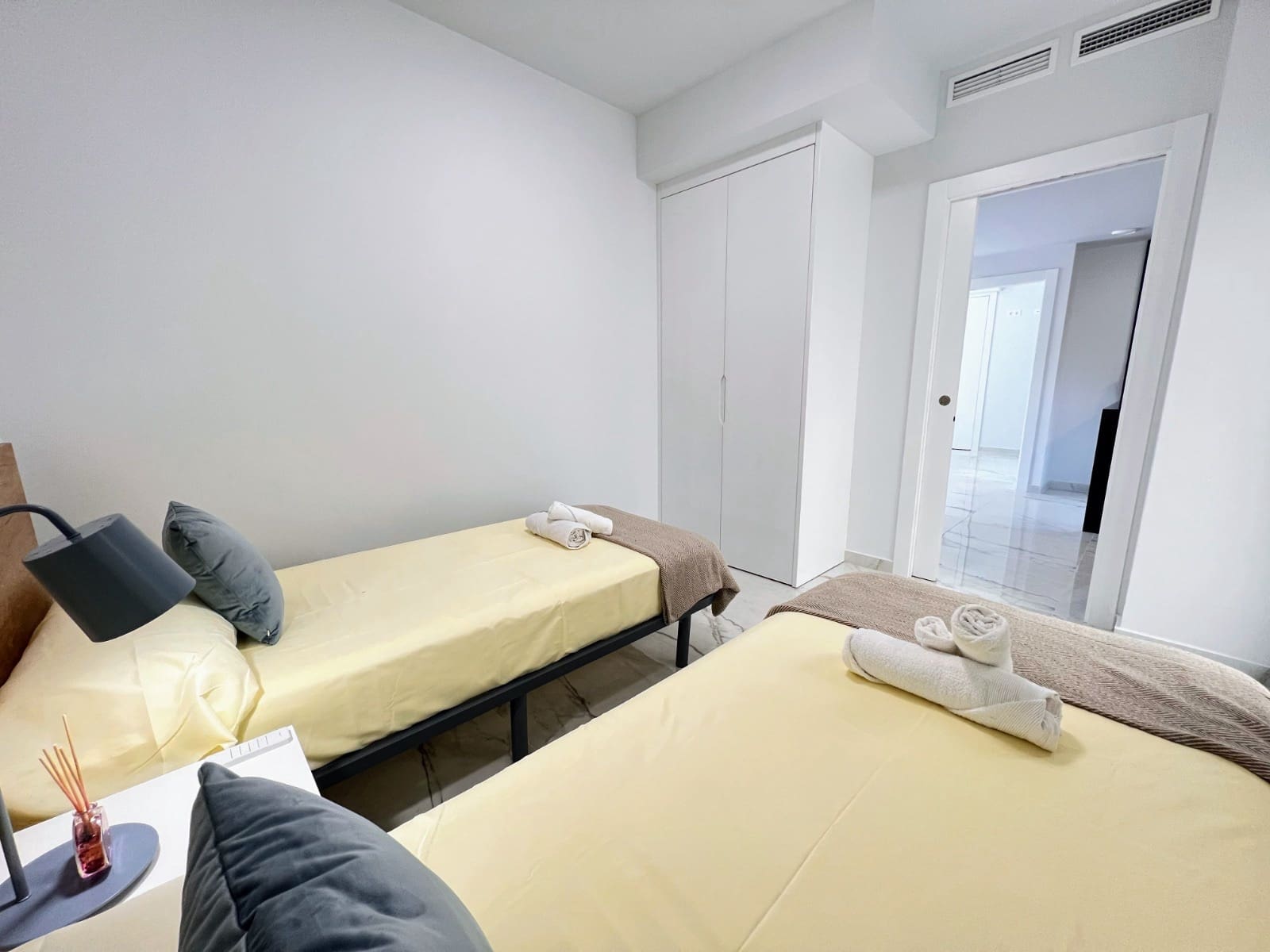 2 quarto Apartamento para venda em Torrevieja com piscina garagem - 269 000 € (Ref: 9444940)